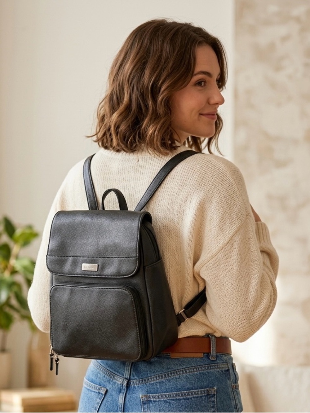 2/$25 Liz Claiborne Y2K Black Convertible Backpack Sling Bag